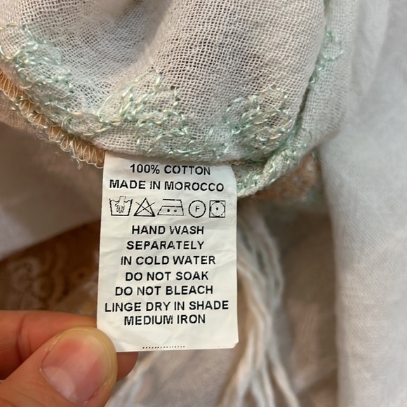 Fleur de Pirate Embroidered Caftan OS - Picture 13 of 14